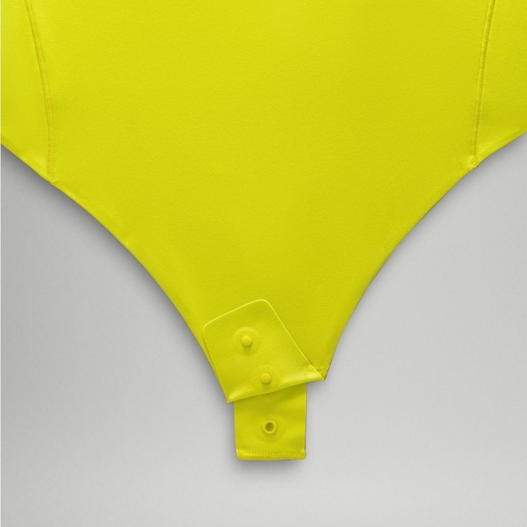 Lululemon Wundermost M ultra soft nulu square neck sleeveless bodysuit green - Picture 6 of 6